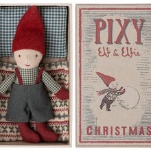 Lade das Bild in den Galerie-Viewer, Weihnachtself in der Streichholzschachtel // Pixy Elf von Maileg
